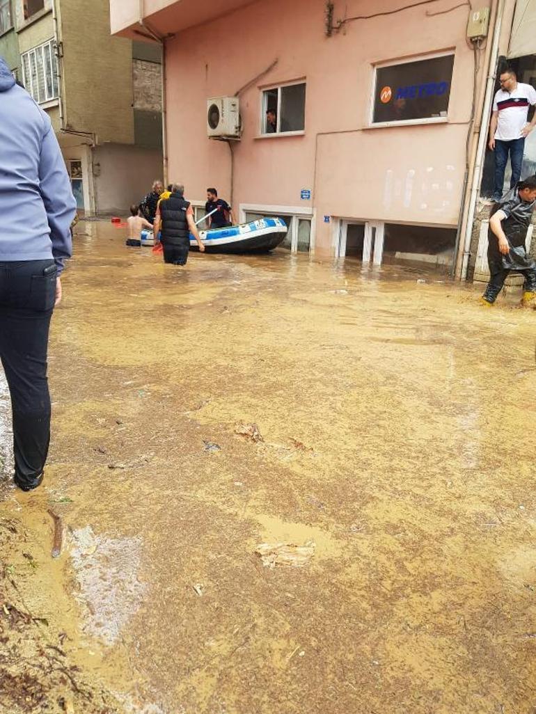 Giresun’da sağanak; dere taştı, evleri su bastı