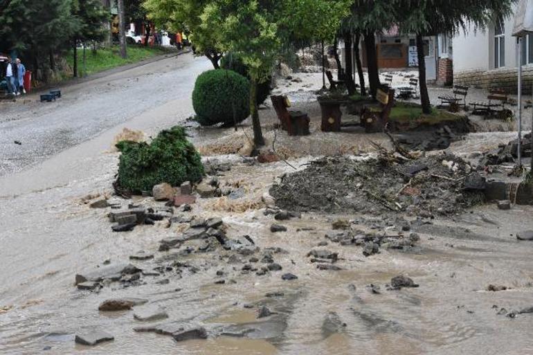 Karadeniz- Akdeniz yolunda heyelan