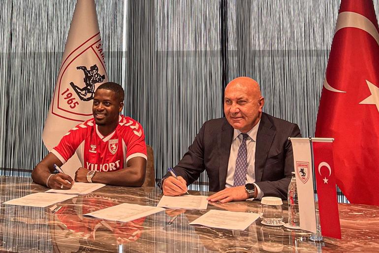 Samsunspor Nanuyu renklerine bağladı