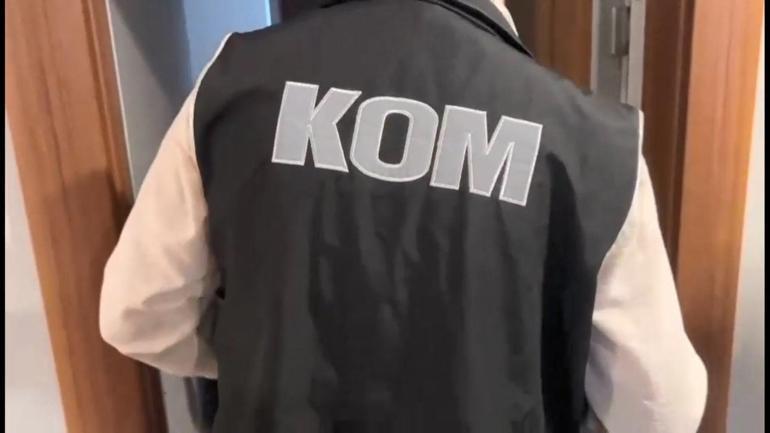 Havalimanındaki 3 külçe altın soruşturmasında sanal bahis şebekesine operasyon