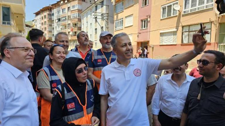 Bakan Yerlikayadan Zonguldakta selin vurduğu bölgelerde inceleme