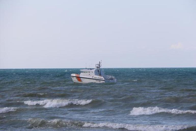 Samsunda 4ü çocuk 5 kişi boğulma tehlikesi geçirdi; ikizlerden biri kayıp