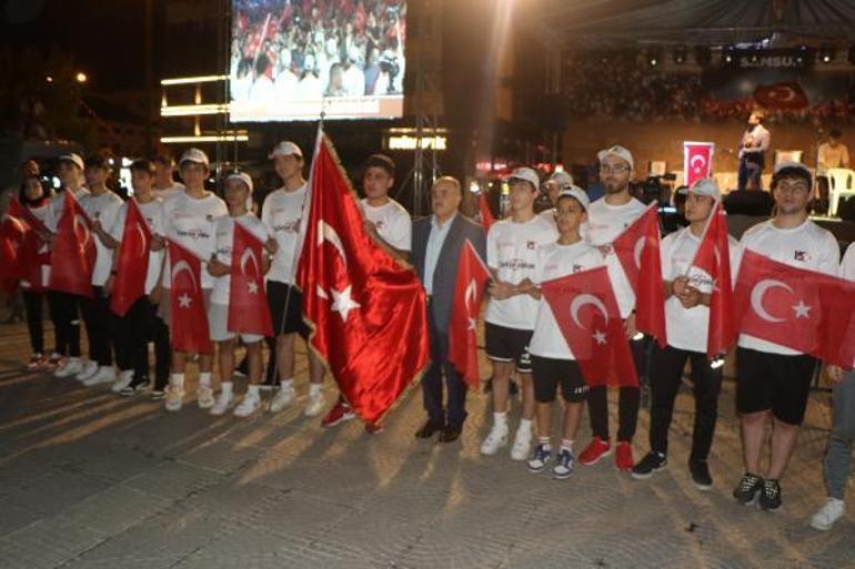 15 Temmuz Demokrasi ve Milli Birlik Gününün 7’nci yılında yurt genelinde çeşitli etkinlikler düzenlendi