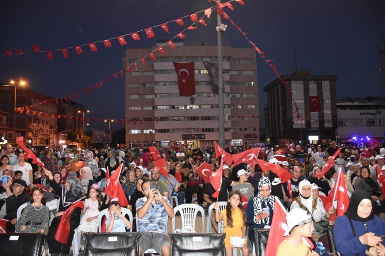 15 Temmuz Demokrasi ve Milli Birlik Gününün 7’nci yılında yurt genelinde çeşitli etkinlikler düzenlendi