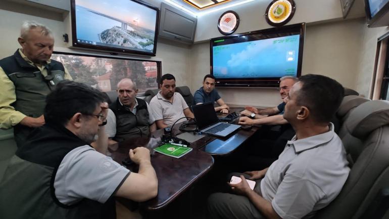 Çanakkaledeki orman yangınına müdahale sürüyor