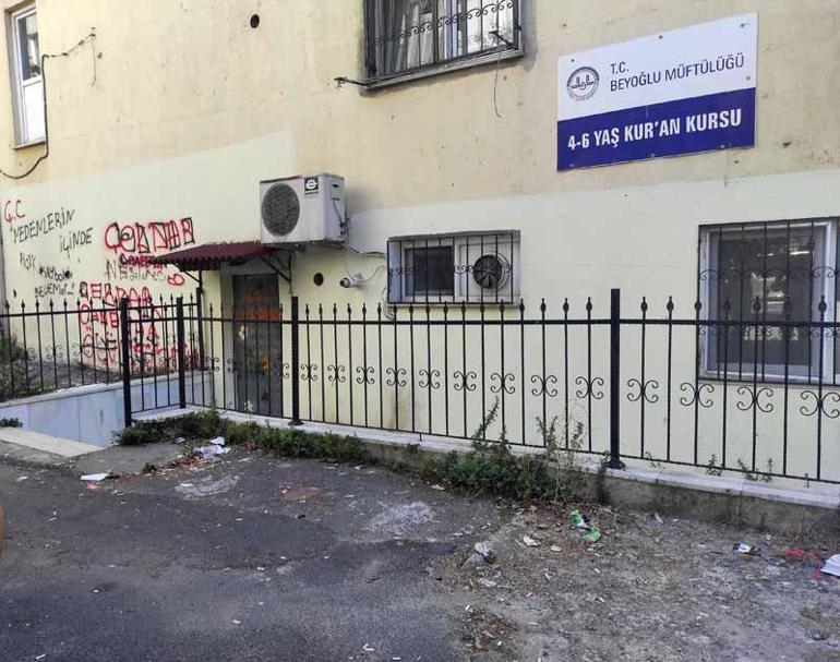 Beyoğlunda polisi harekete geçiren patlama