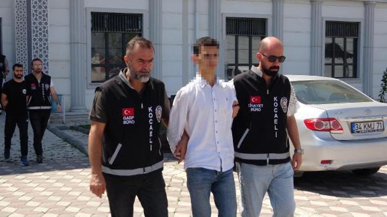 Düğün evini basıp 2 kişiyi öldüren, 4 kişiyi yaralayan fotoğrafçı ve oğulları adliyede