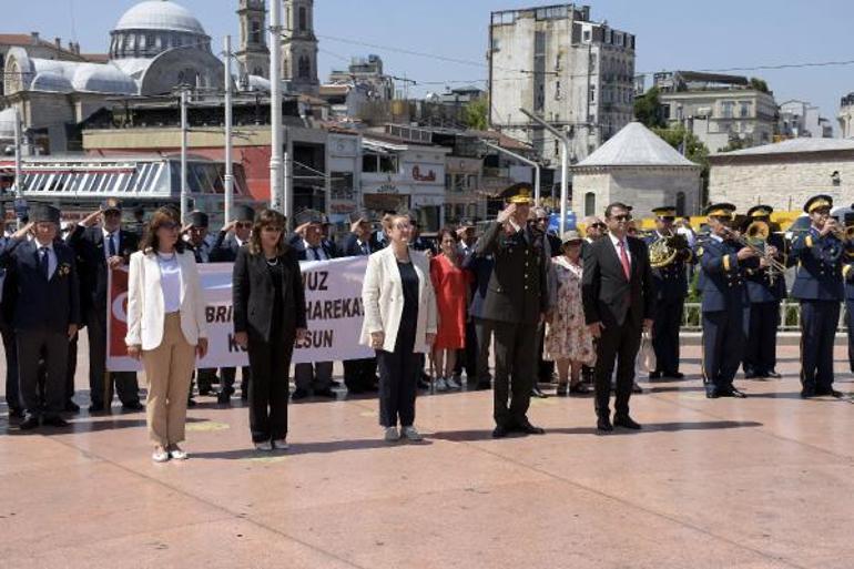 Kıbrıs Barış Harekatının 49uncu yılında Taksimde tören düzenlendi