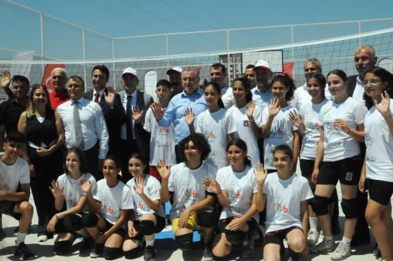 Bakan Bak: Deprem bölgesinde KYK yurtlarına başvuracak öğrenciler için hazırlıklar sürüyor