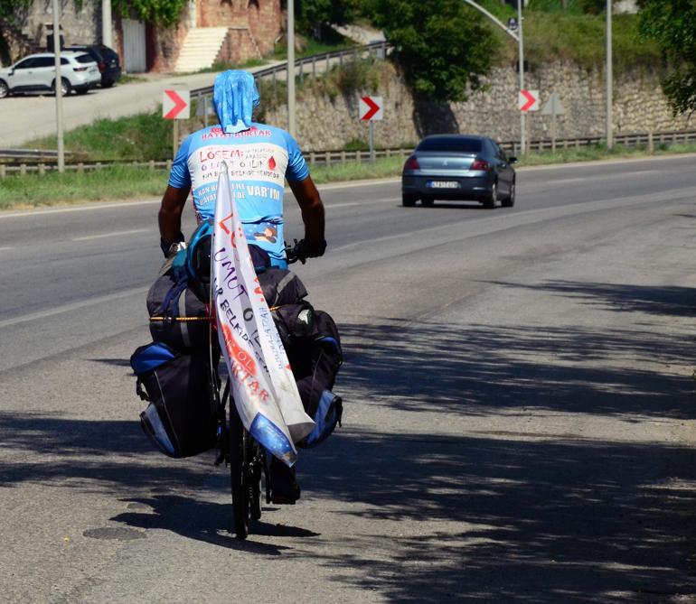 Evlat acısı yaşayan baba, organ ve kök hücre bağışı farkındalığı için pedal çeviriyor