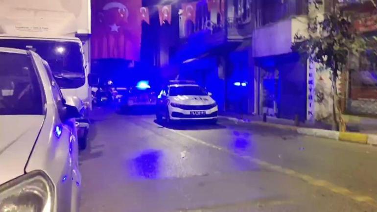 Beyoğlunda iki grup arasında silahlı kavga: 3 yaralı