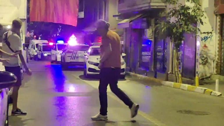 Beyoğlunda iki grup arasında silahlı kavga: 3 yaralı