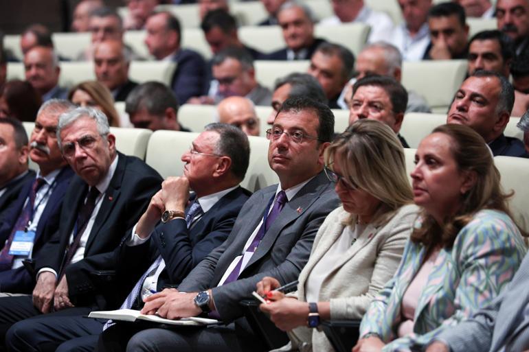 CHPde tartışmalı çevrimiçi toplantıdan sonra ilk toplantı