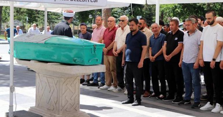 Nevşehirde otelin havuzunda öldürülen anne ve kızı, son yolculuklarına uğurlandı