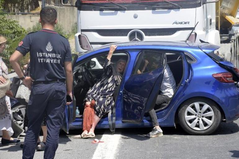 Eyüpsultan’da yanlış yola sapan otomobile hafriyat kamyonu çarptı