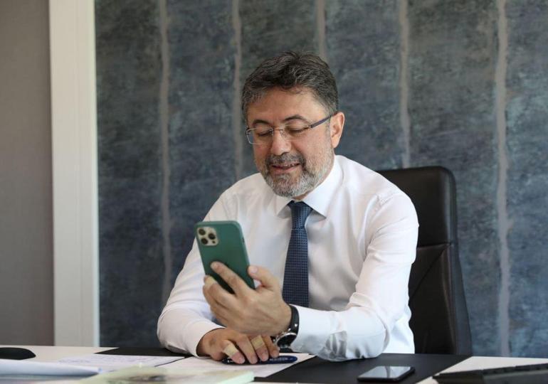 Bakan Yumaklıdan, çobanlık yaparken LGS 2ncisi olan öğrenciye tebrik