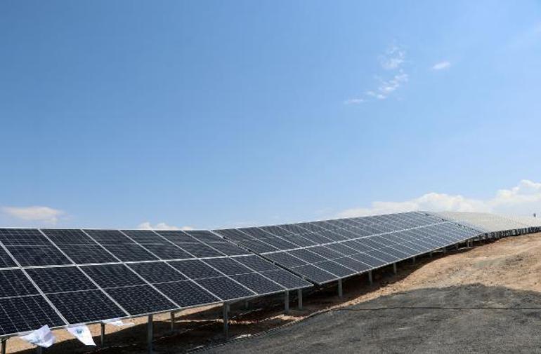 Bakan Uraloğlu, Vanda GES açılışı yaptı