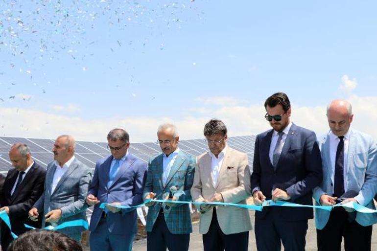 Bakan Uraloğlu, Vanda GES açılışı yaptı