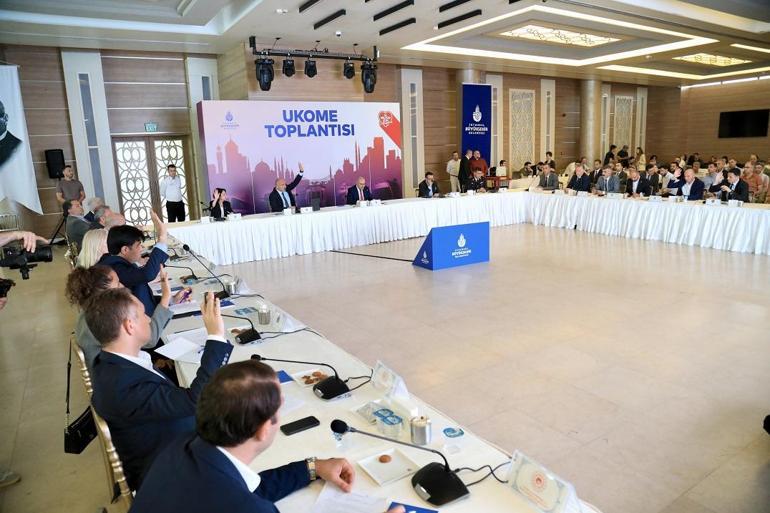 İstanbul’da toplu ulaşıma zam ertelendi