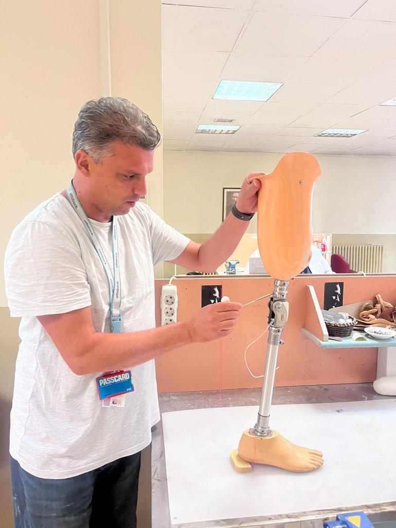 Kol ve bacağını kaybeden depremzedeler, Hacettepede hayata tutunuyor