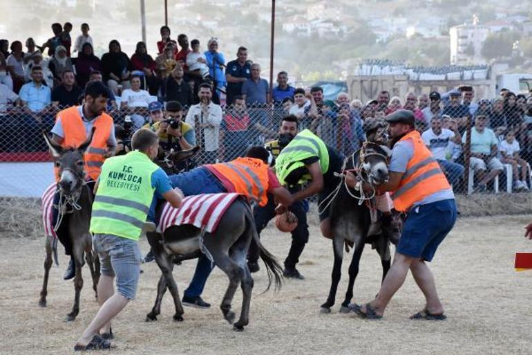 Eşek üzerinde Yörük futbolu