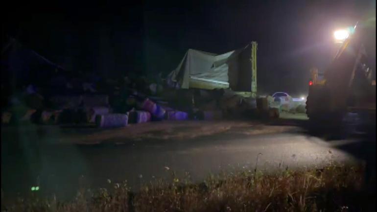 Kaza yerinde önlem almak isterken kamyonetin çarptığı astsubay şehit oldu