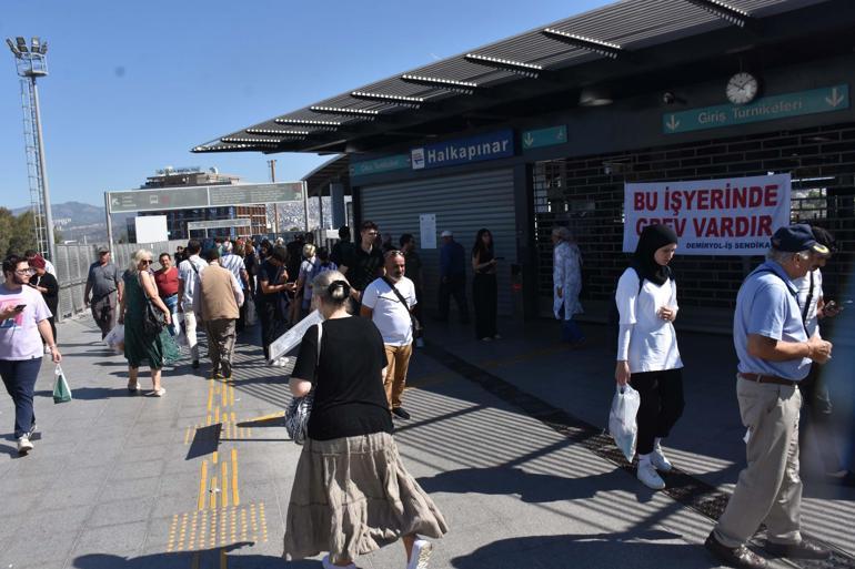 İzmirde grev nedeniyle metro ve tramvay seferleri yapılamadı