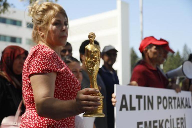 Altın Portakal Film Festivali çalışanlarından tazminat eylemi