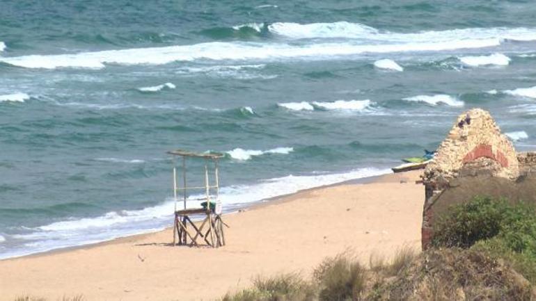 Şilede denizde çok sayıda top mermisi bulundu