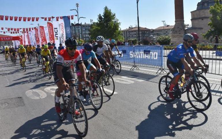 100. Yıl Cumhuriyet Bisiklet Turu start aldı