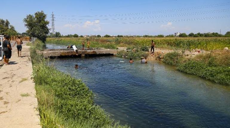 Antalyada sahilde ve kanalda serinlik