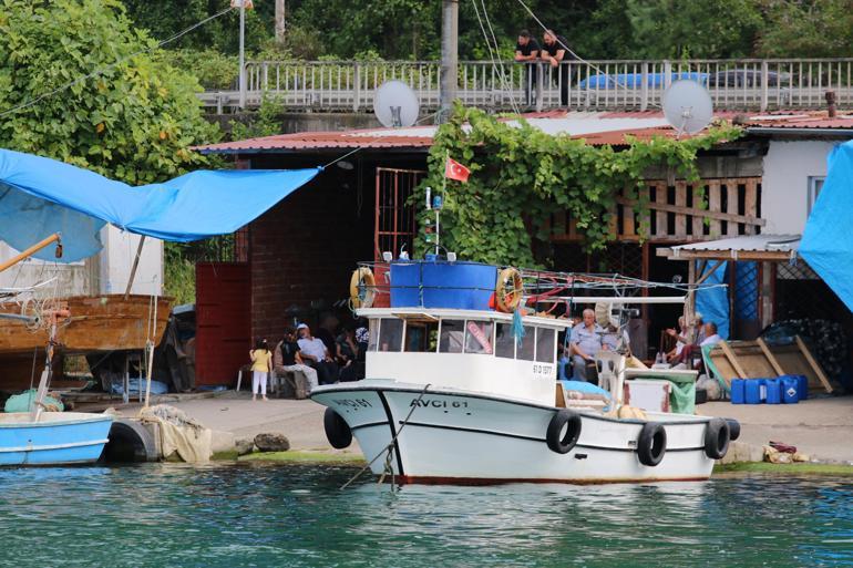 Kayığı boş bulunan balıkçı 6ncı günde 54 kişilik ekiple aranıyor