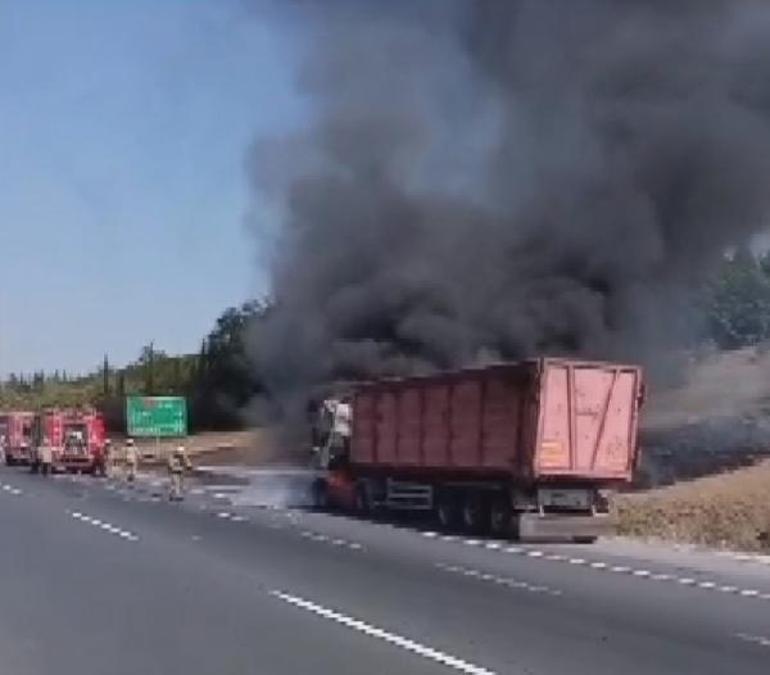 Silivride TEM Otoyolunda TIR yangını
