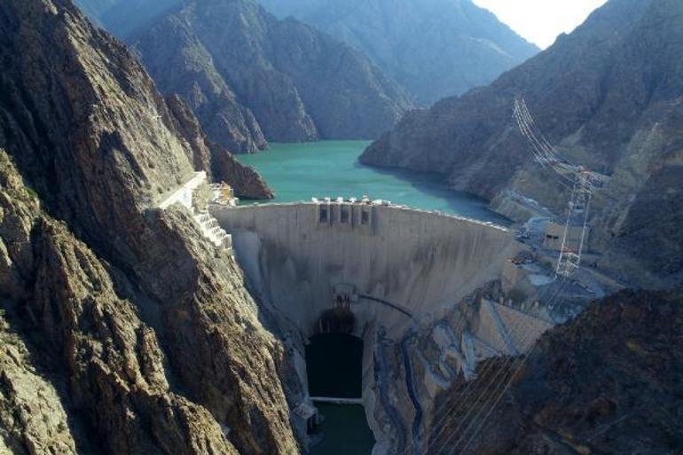 Bakan Yumaklı: Yusufeli Barajında su miktarı 1,5 milyar metreküpe ulaştı
