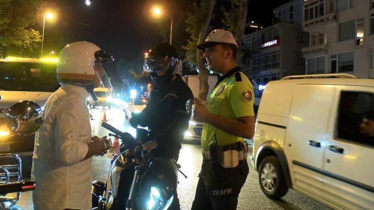 Bağdat Caddesindeki motosiklet denetiminde sürücülere ceza yağdı