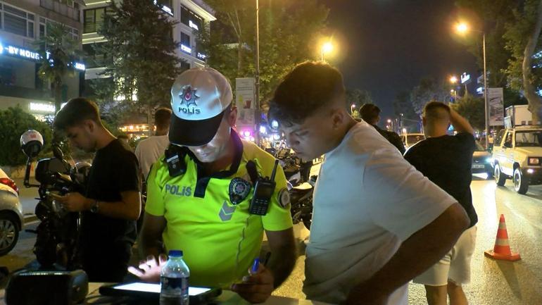 Bağdat Caddesindeki motosiklet denetiminde sürücülere ceza yağdı