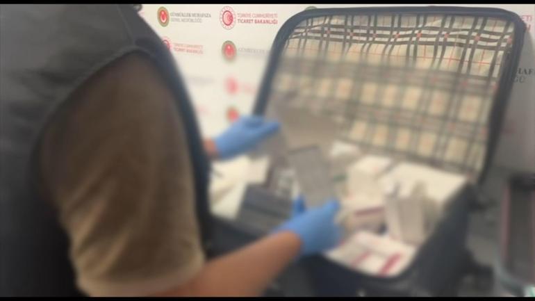 İstanbul Havalimanında kaçak ilaç yakalandı