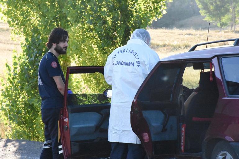 Otomobilde silahla vurulmuş kadın ve erkek cesedi bulundu
