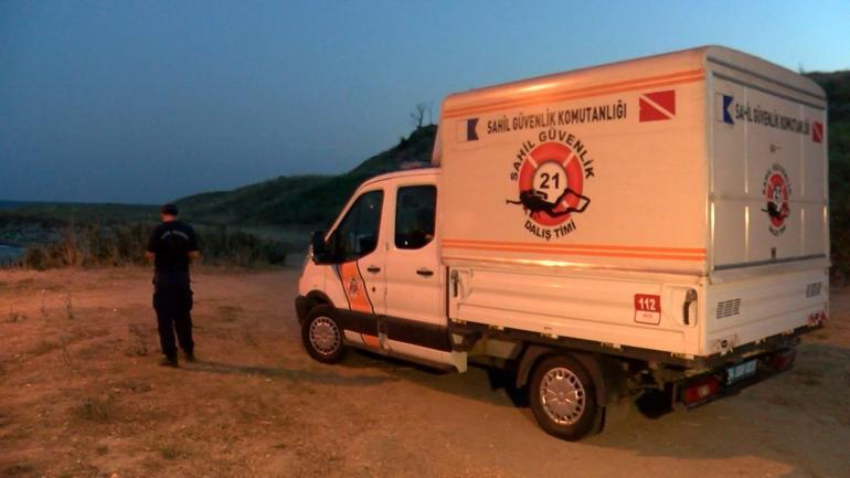 Büyükçekmece’de denize açılan çift kayboldu: Baba kurtarıldı, anne aranıyor