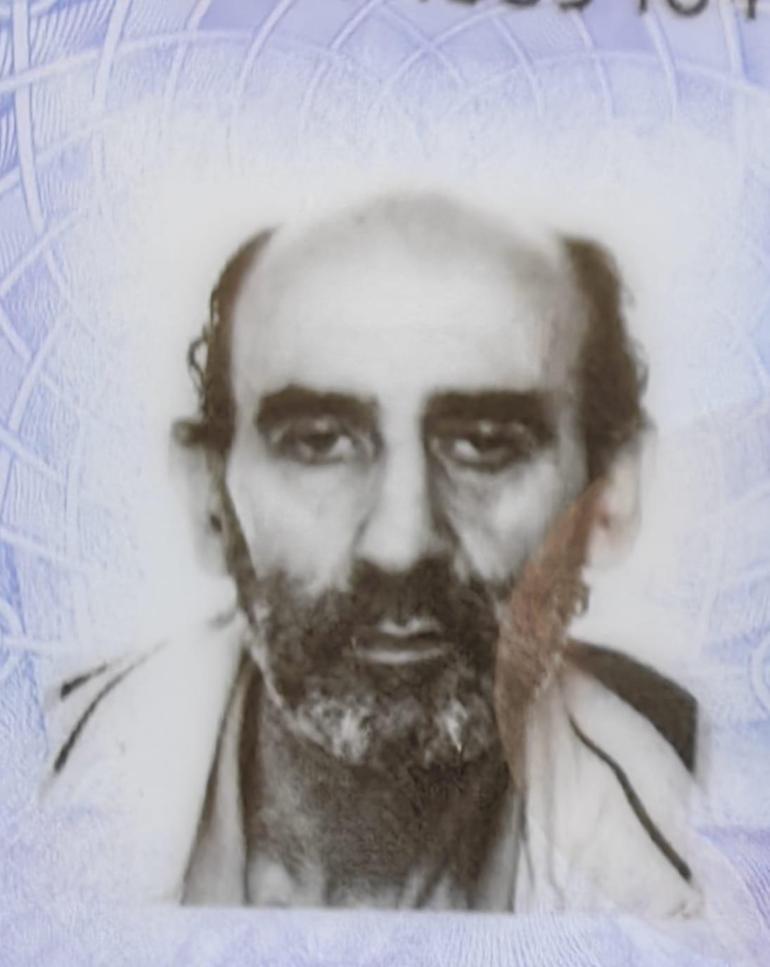 Ağabeyi evde öldü; saatlerdir belediye tabibinin gelmesini bekliyorlar