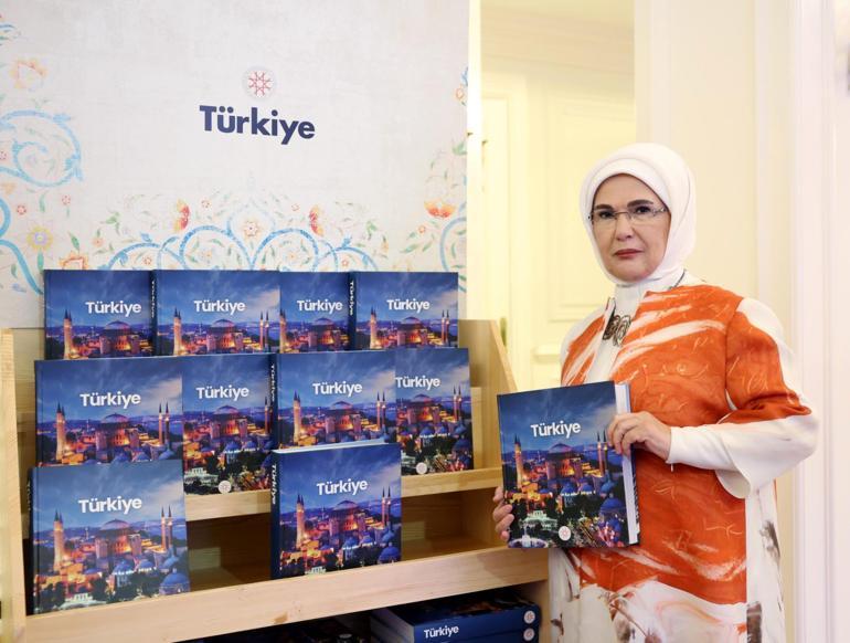 Emine Erdoğan: Türkiye dünyanın vicdanı olmaya devam edecek