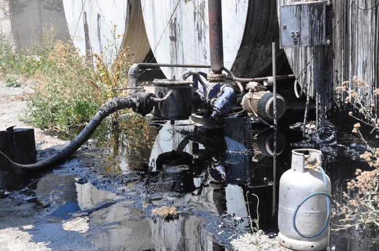 Tankerden boşaltılan sıcak zift işçilerin üzerine sıçradı; 3 ağır yaralı