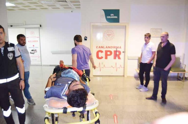 Lastik değişimi sırasında zincirleme kaza: 2 ölü, 9 yaralı