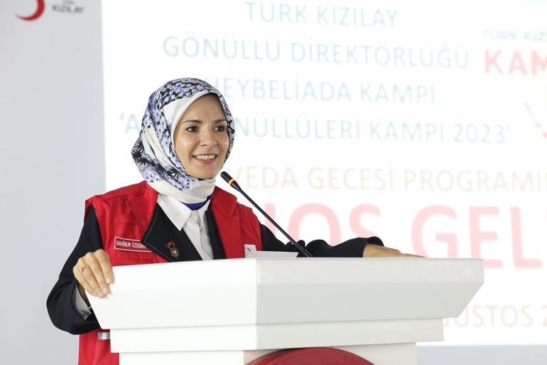 Aile ve Sosyal Hizmetler Bakanı Göktaş Kızılay Gençlik Kampını ziyaret etti