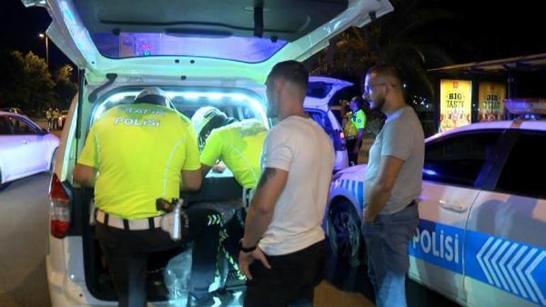 Kadıköyde trafik kurallarına uymayan sürücülere ceza yağdı
