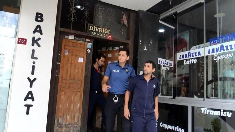Avcılarda balkonda mahsur kaldı, şüphe üzerine polis eşliğinde kurtarıldı