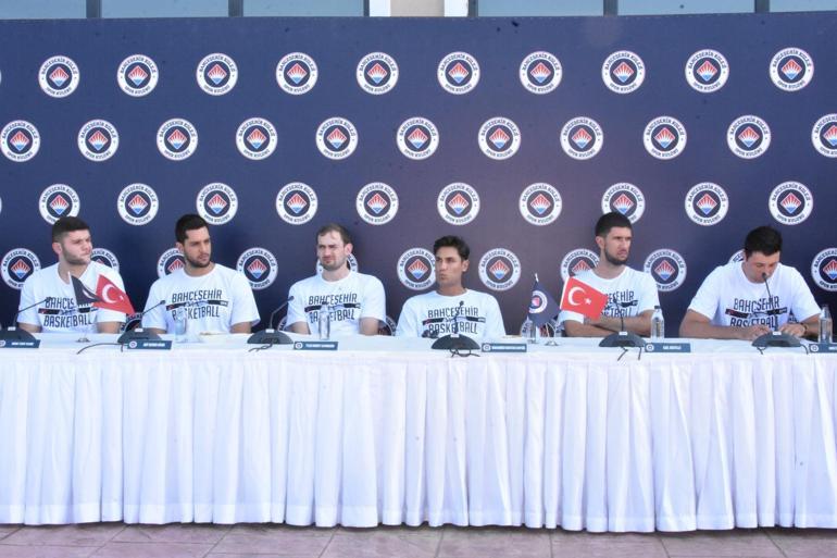 Bahçeşehir Koleji Basketbol Takımı yeni sezonun startını Karadeniz’den verdi