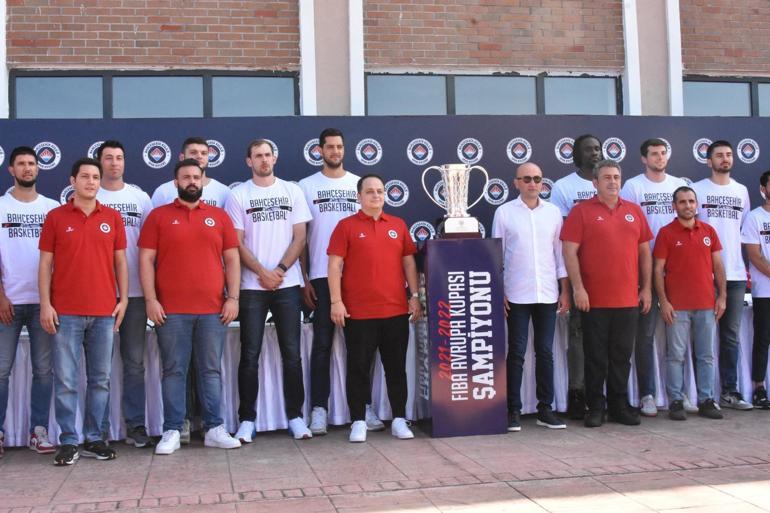 Bahçeşehir Koleji Basketbol Takımı yeni sezonun startını Karadeniz’den verdi