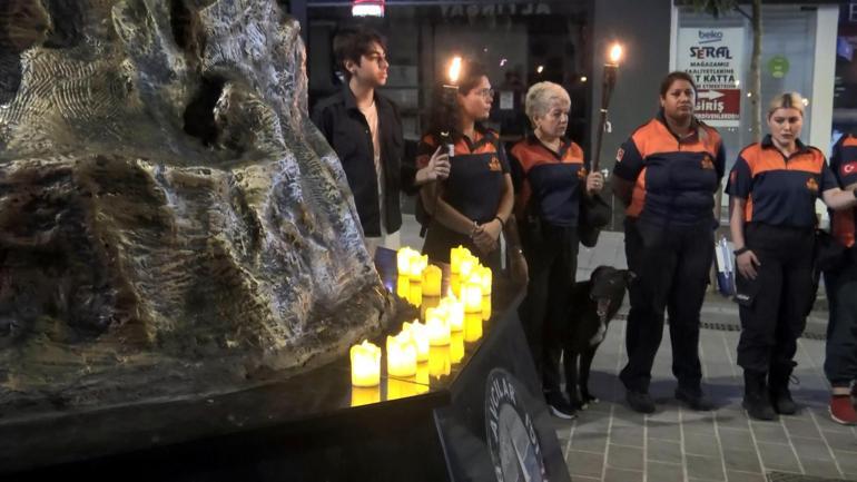 17 Ağustos depreminin 24üncü yılında anma töreni düzenlendi