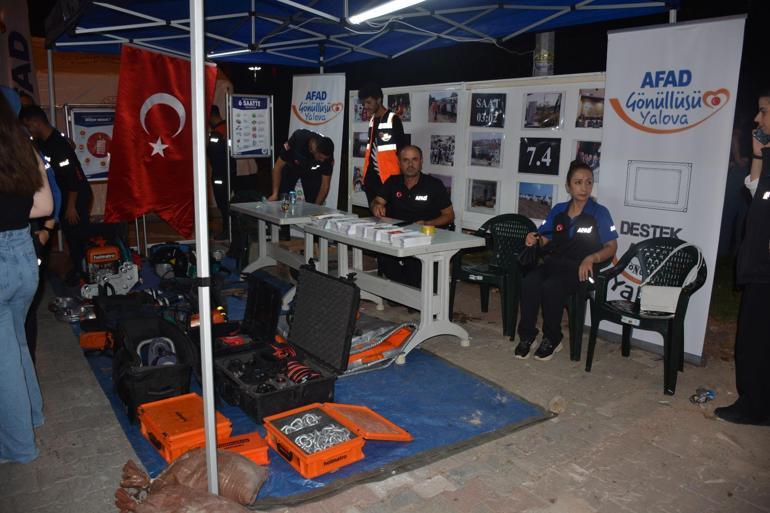 17 Ağustos depreminin 24üncü yılında anma töreni düzenlendi